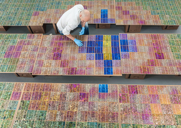 Београђанин из Берлина соларни ћилим поклања Пироту